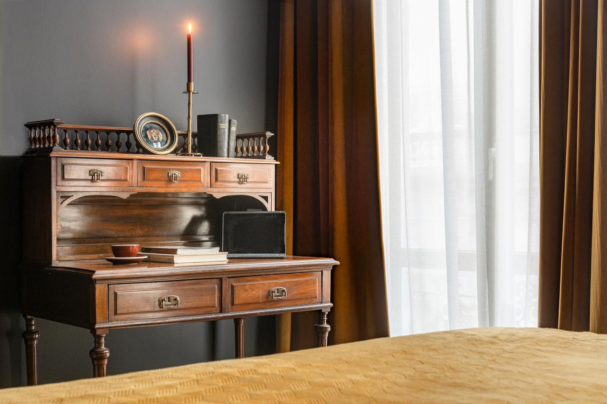 The Bank 1869 - Unique Guestrooms In The Historic Center Of Bruges Exterior foto